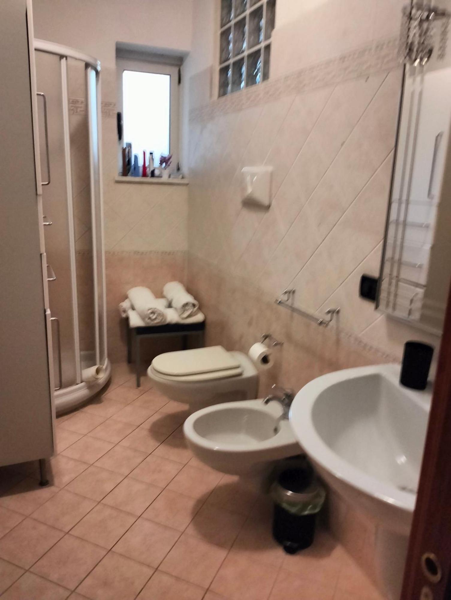 Palace Comfort Inn Pise Extérieur photo
