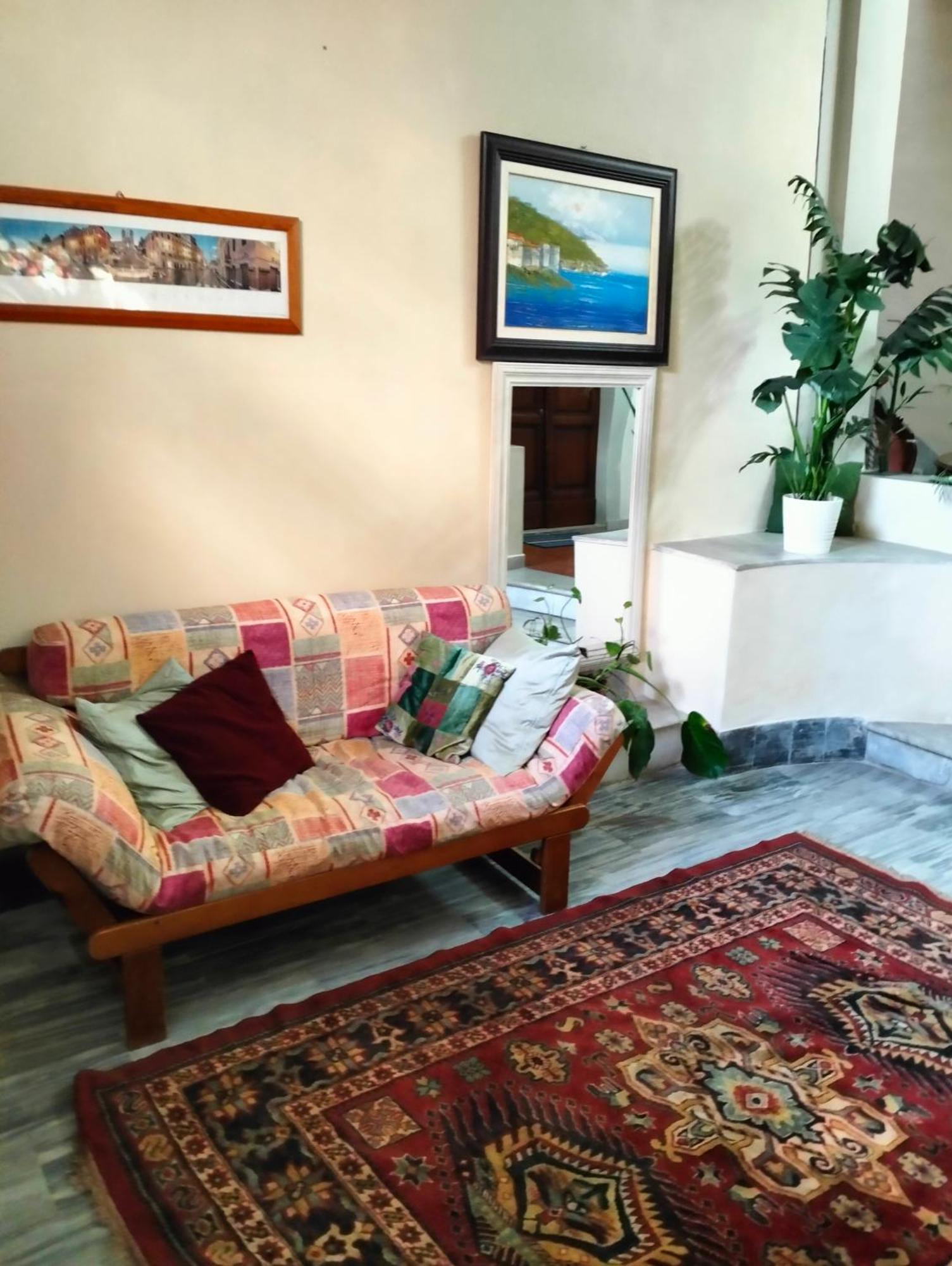 Palace Comfort Inn Pise Extérieur photo